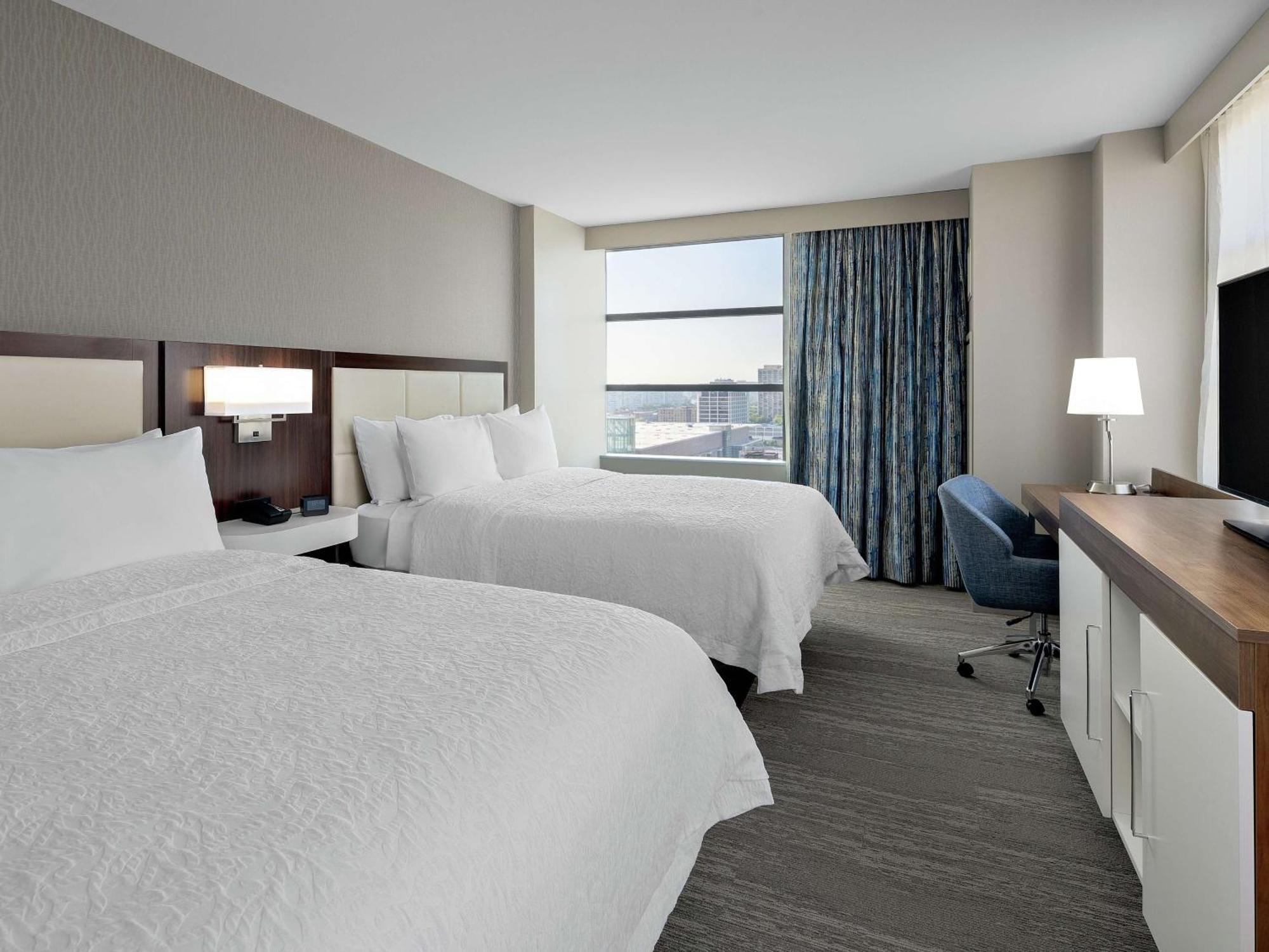 Hampton Inn Chicago Mccormick Place Extérieur photo