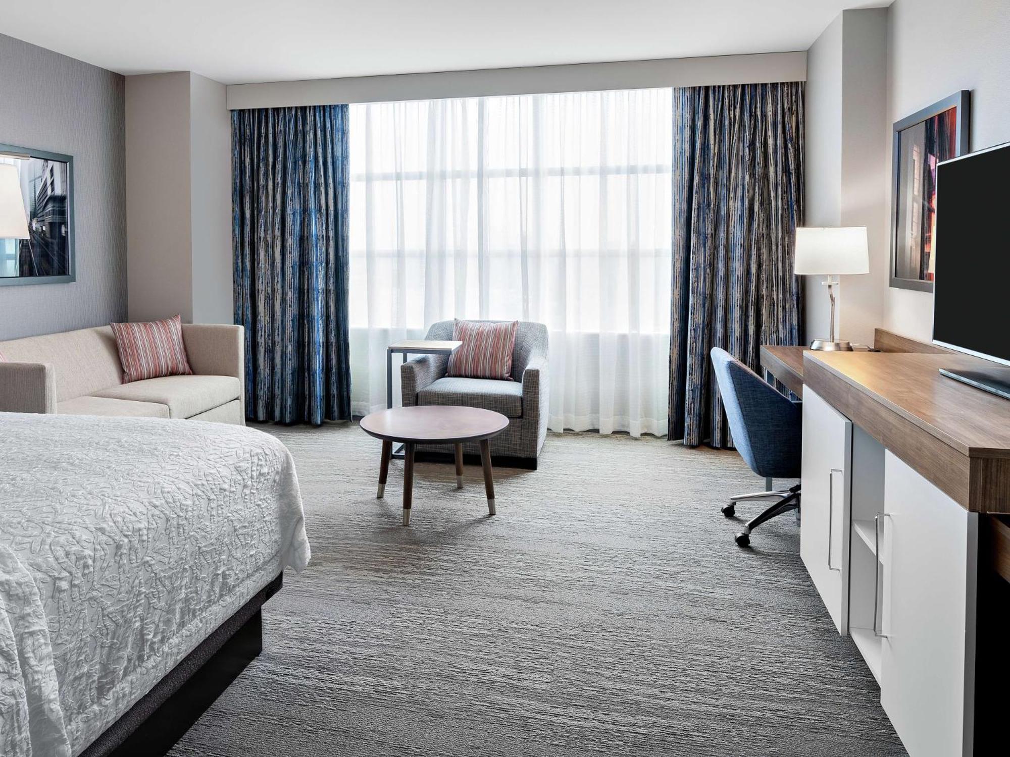 Hampton Inn Chicago Mccormick Place Extérieur photo